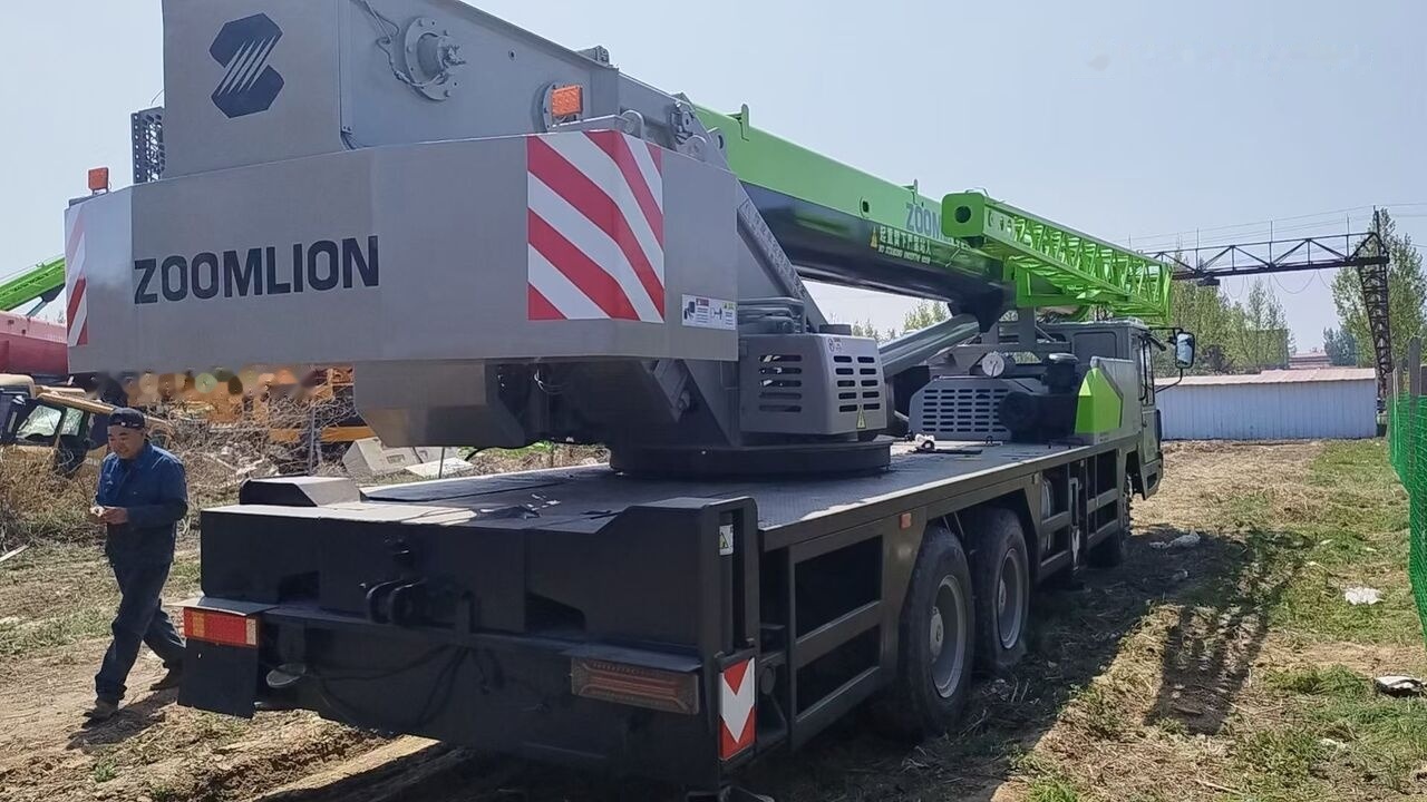 Zoomlion ZTC300V Crane - Mobiele kraan: afbeelding 5 Zoomlion ZTC300V Crane - Mobiele kraan: afbeelding 5