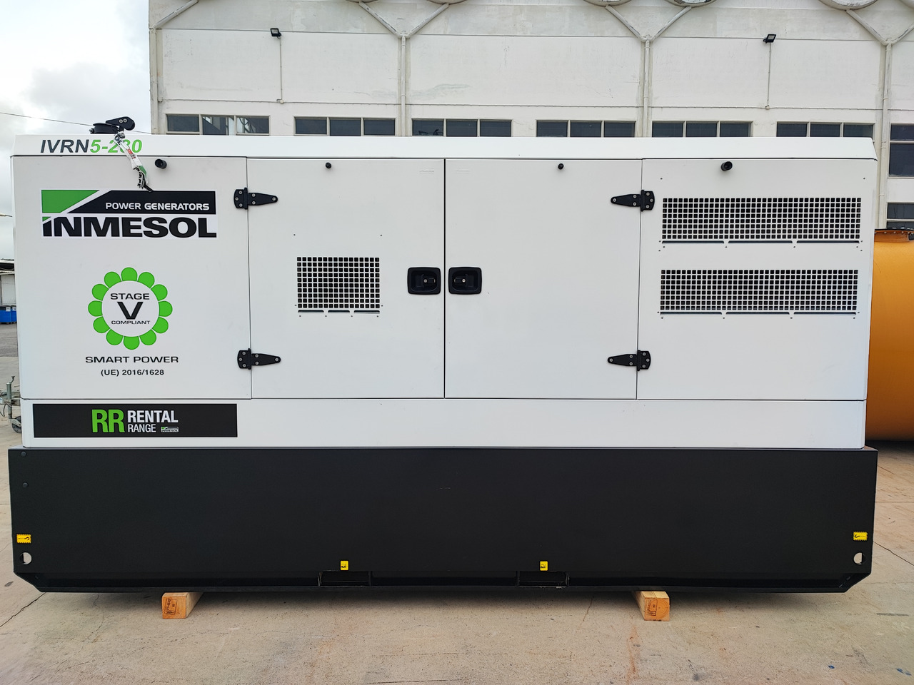 VOLVO PENTA 250 kVA GENERATOR STAGE V INMESOL IVRN5-280 - Industrie generator: afbeelding 2 VOLVO PENTA 250 kVA GENERATOR STAGE V INMESOL IVRN5-280 - Industrie generator: afbeelding 2