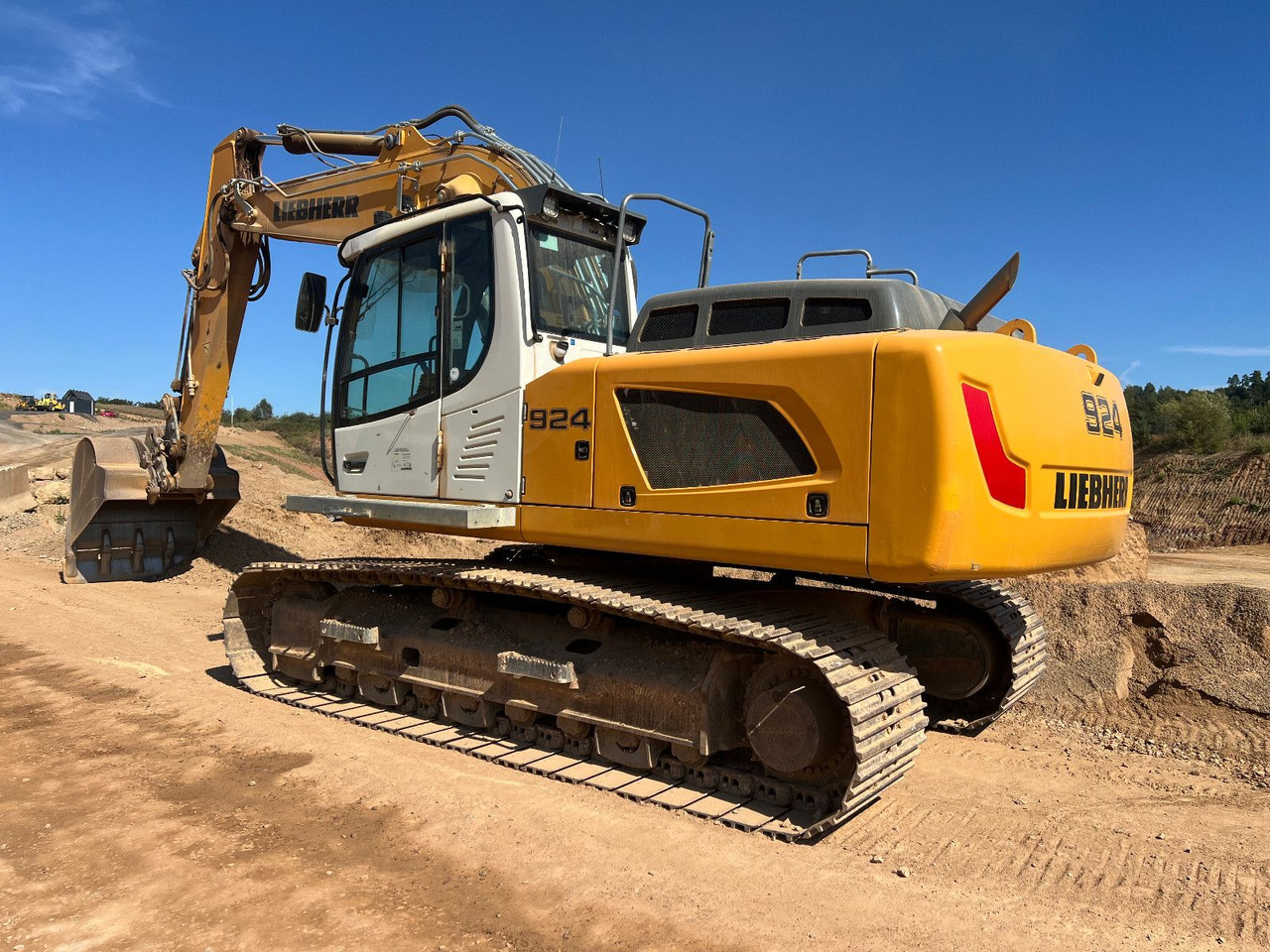 Liebherr R 924 SLC - Rupsgraafmachine: afbeelding 1 Liebherr R 924 SLC - Rupsgraafmachine: afbeelding 1
