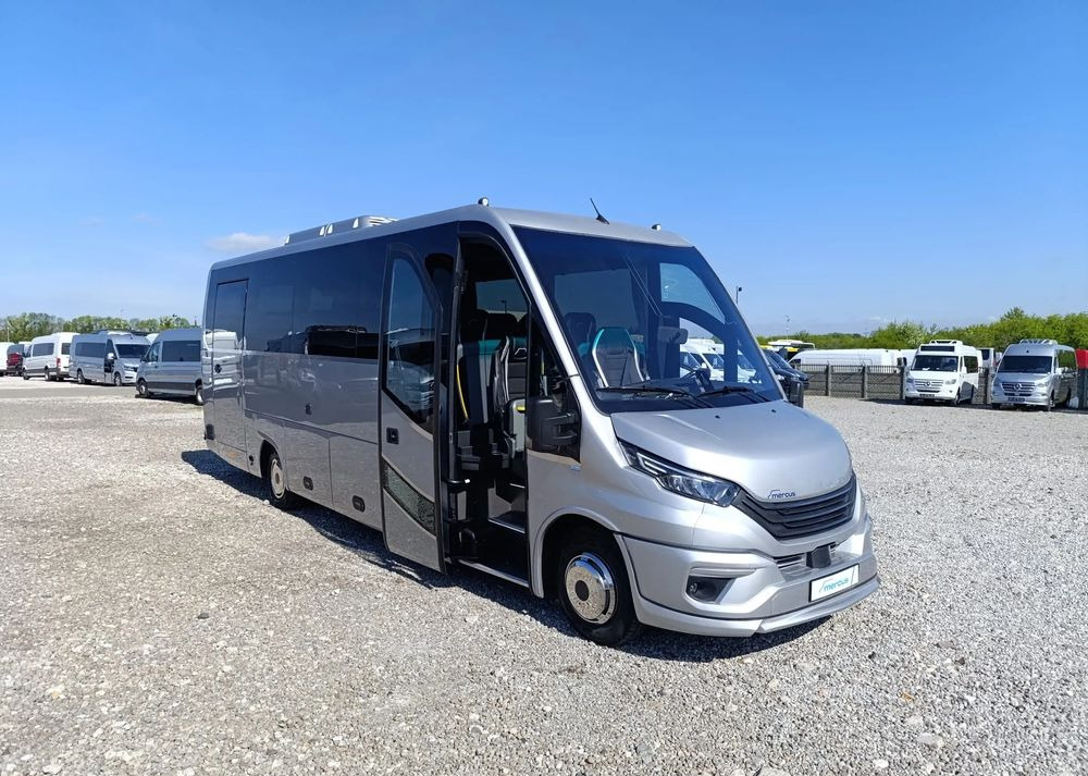 Iveco Daily - Minibus, Personenvervoer: afbeelding 1 Iveco Daily - Minibus, Personenvervoer: afbeelding 1