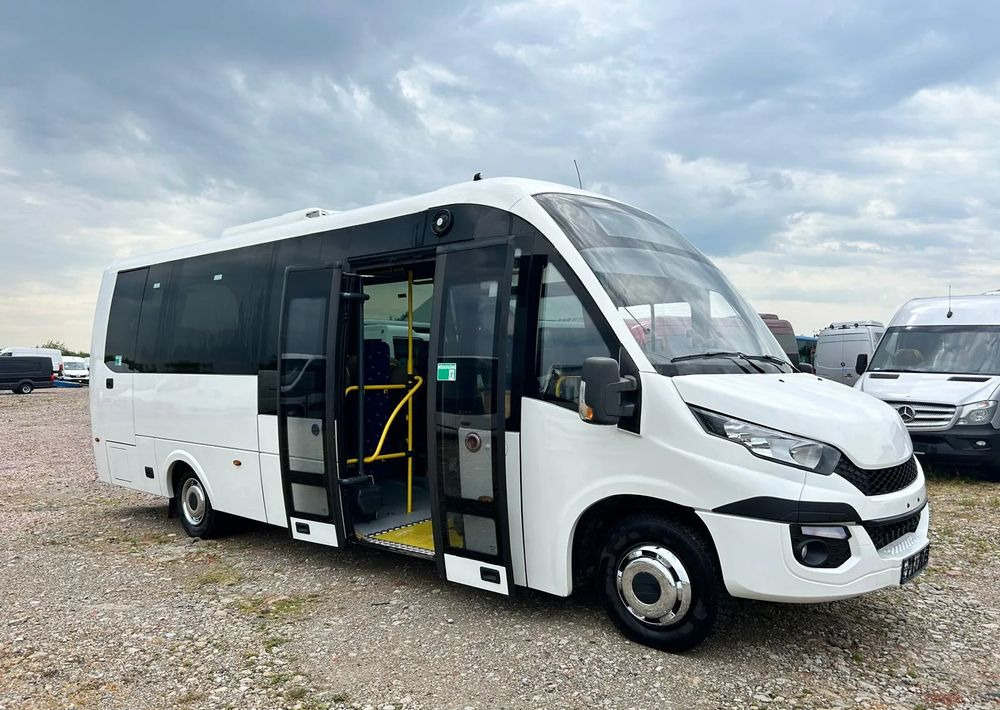 Iveco Daily Rosero City - Minibus, Personenvervoer: afbeelding 1 Iveco Daily Rosero City - Minibus, Personenvervoer: afbeelding 1