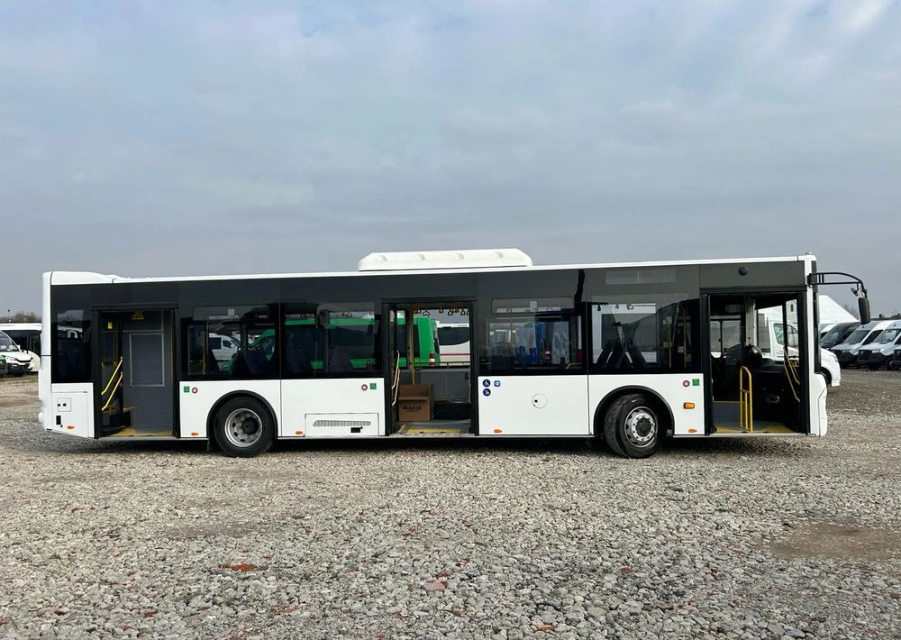 Mercedes-Benz Akia 12 - Stadsbus: afbeelding 3 Mercedes-Benz Akia 12 - Stadsbus: afbeelding 3