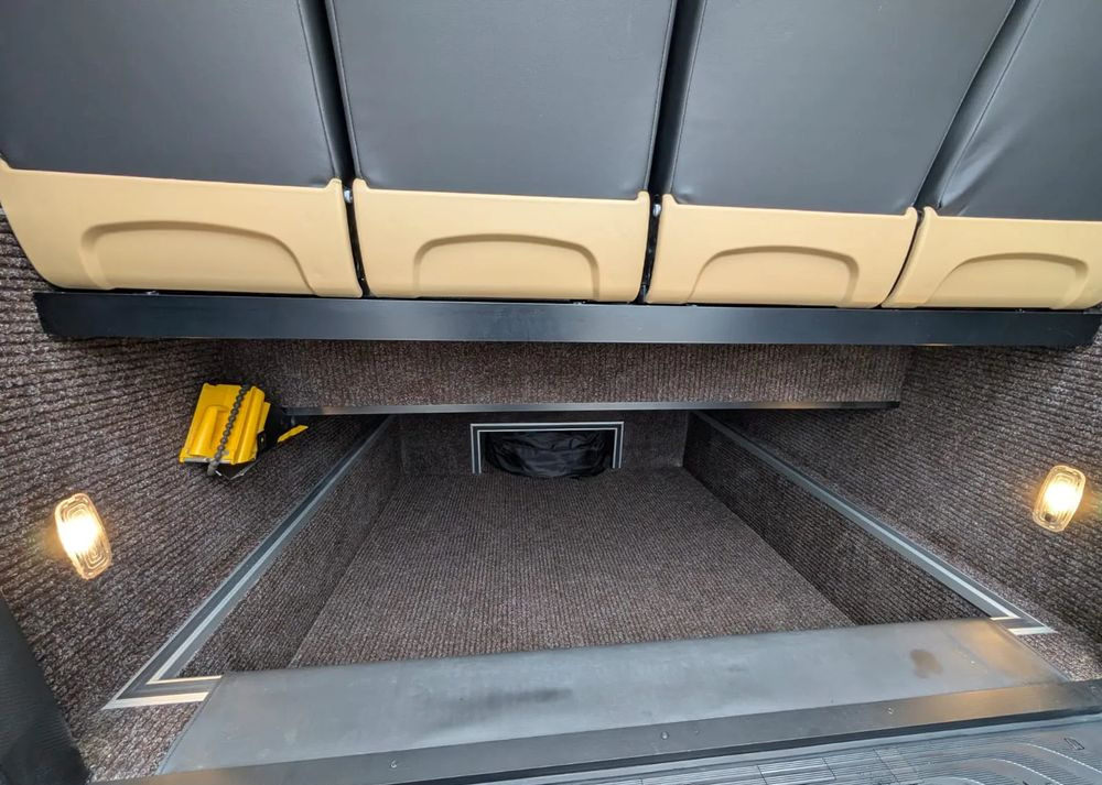 Nieuw Minibus, Personenvervoer Mercedes-Benz Sprinter 519: afbeelding 7