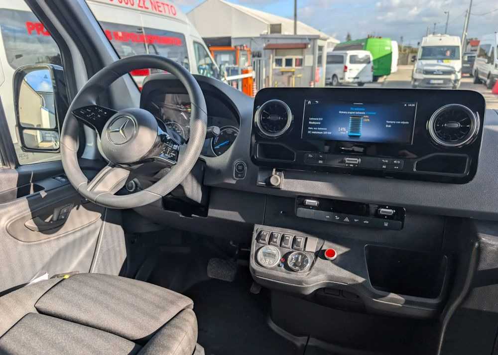 Nieuw Minibus, Elektrische bus Mercedes-Benz eSprinter: afbeelding 19