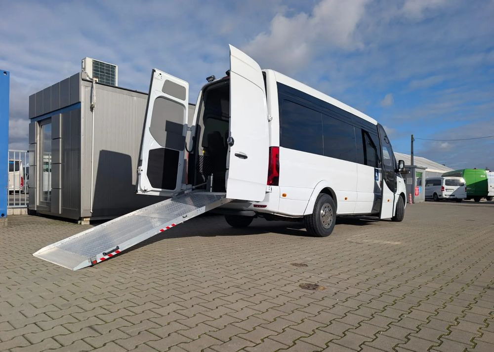 Nieuw Minibus, Elektrische bus Mercedes-Benz eSprinter: afbeelding 7