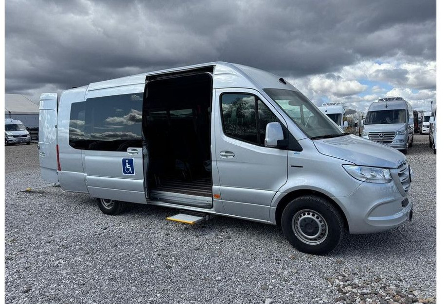 Mercedes-Benz eSprinter - Minibus, Elektrische bus: afbeelding 3 Mercedes-Benz eSprinter - Minibus, Elektrische bus: afbeelding 3