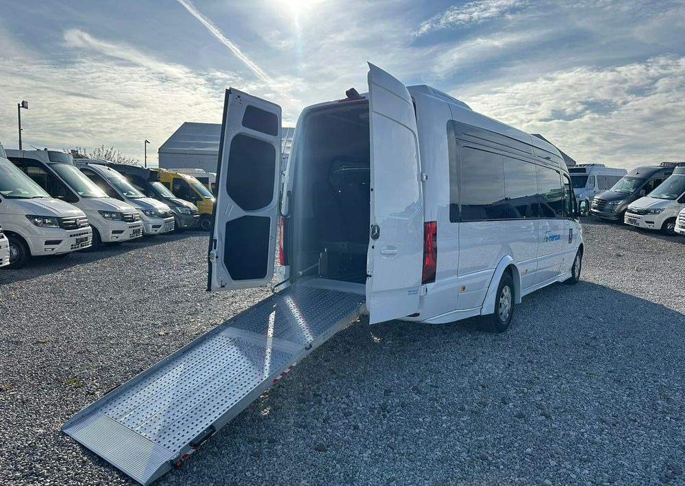 Mercedes-Benz eSprinter - Minibus, Elektrische bus: afbeelding 4 Mercedes-Benz eSprinter - Minibus, Elektrische bus: afbeelding 4