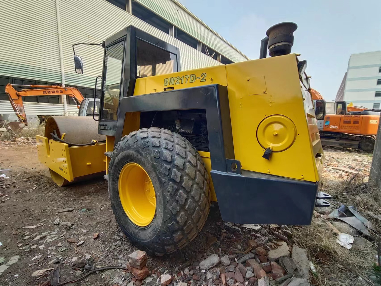 BOMAG BW 217D - Schapenpootwals/ Grondverdichter: afbeelding 1 BOMAG BW 217D - Schapenpootwals/ Grondverdichter: afbeelding 1
