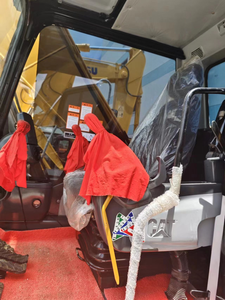 CATERPILLAR 320D - Rupsgraafmachine: afbeelding 4 CATERPILLAR 320D - Rupsgraafmachine: afbeelding 4