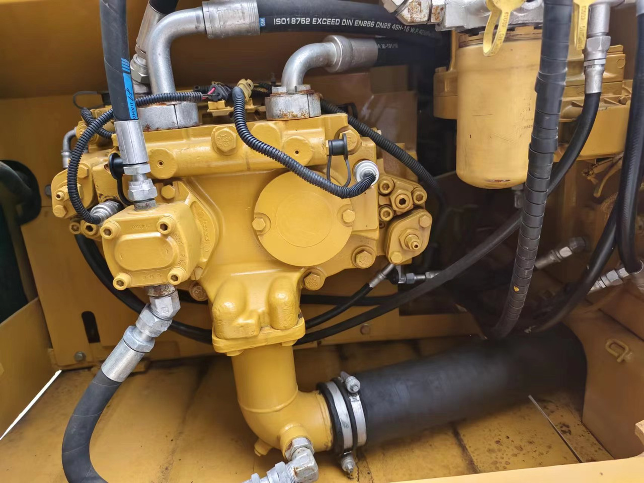 CATERPILLAR 320D - Rupsgraafmachine: afbeelding 5 CATERPILLAR 320D - Rupsgraafmachine: afbeelding 5