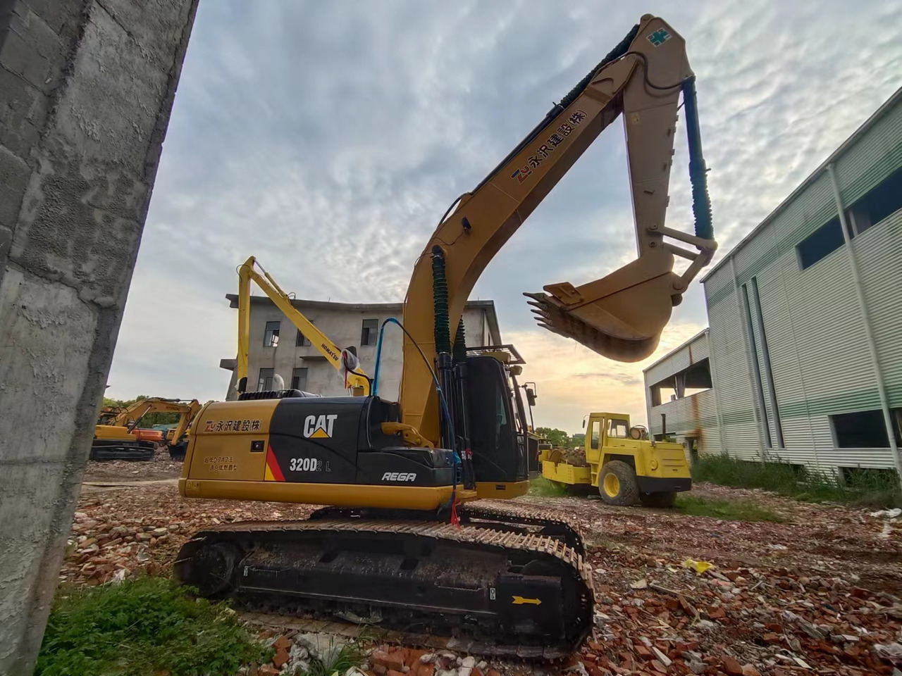 CATERPILLAR 320D2L CAT 320D - Rupsgraafmachine: afbeelding 2 CATERPILLAR 320D2L CAT 320D - Rupsgraafmachine: afbeelding 2