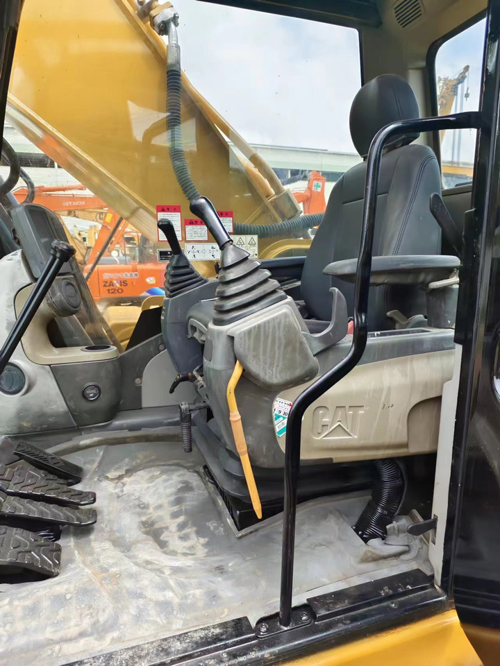 CATERPILLAR 336D2L CAT 336 - Rupsgraafmachine: afbeelding 4 CATERPILLAR 336D2L CAT 336 - Rupsgraafmachine: afbeelding 4