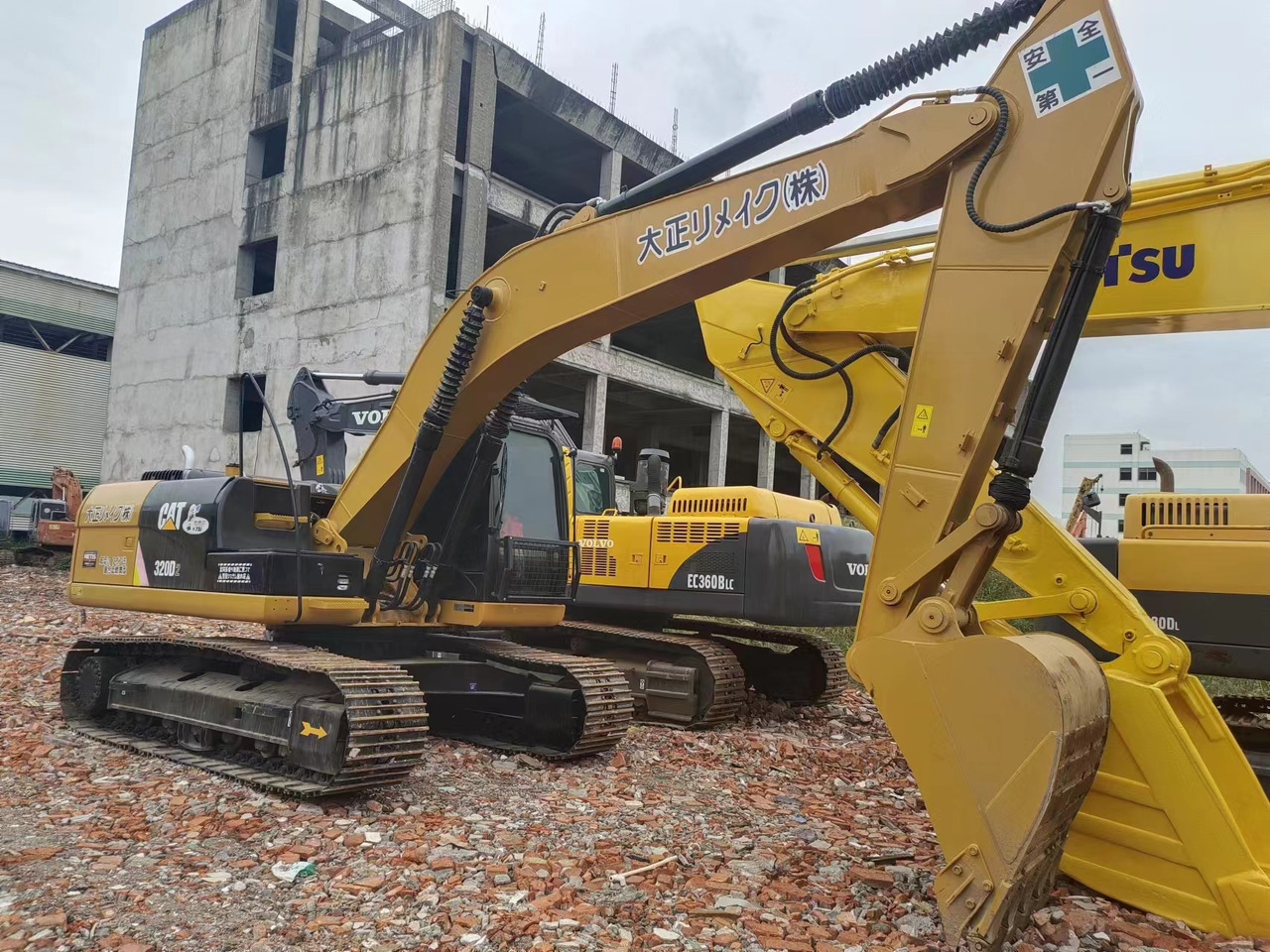 CATERPILLAR CAT 320D - Rupsgraafmachine: afbeelding 1 CATERPILLAR CAT 320D - Rupsgraafmachine: afbeelding 1