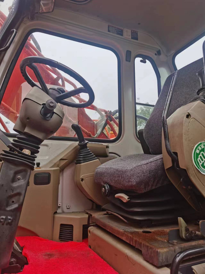 DOOSAN DH150W-7 - Mobiele graafmachine: afbeelding 3 DOOSAN DH150W-7 - Mobiele graafmachine: afbeelding 3