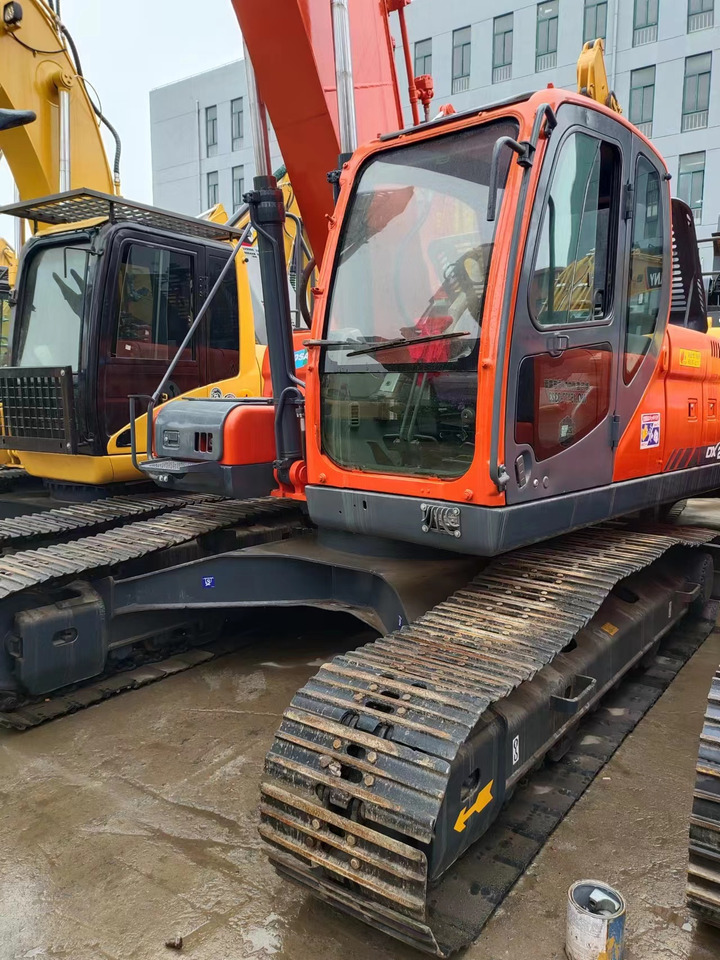 DOOSAN DX225LC - Rupsgraafmachine: afbeelding 2 DOOSAN DX225LC - Rupsgraafmachine: afbeelding 2