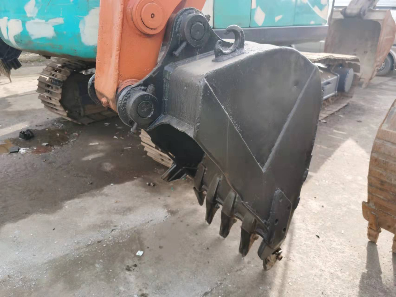 HITACHI EX120-2 - Rupsgraafmachine: afbeelding 4 HITACHI EX120-2 - Rupsgraafmachine: afbeelding 4