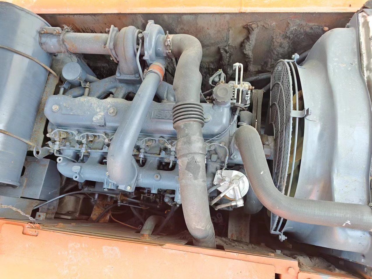HITACHI EX200-5 - Rupsgraafmachine: afbeelding 4 HITACHI EX200-5 - Rupsgraafmachine: afbeelding 4