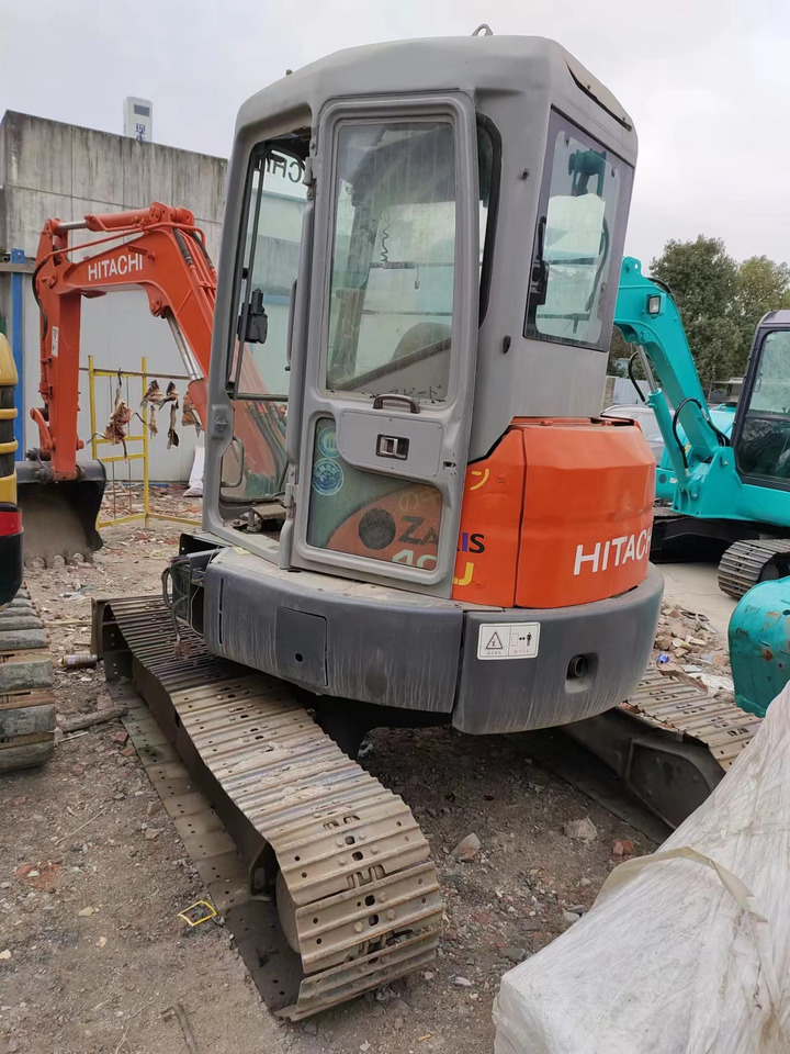 HITACHI ZX40U - Minigraafmachine: afbeelding 1 HITACHI ZX40U - Minigraafmachine: afbeelding 1