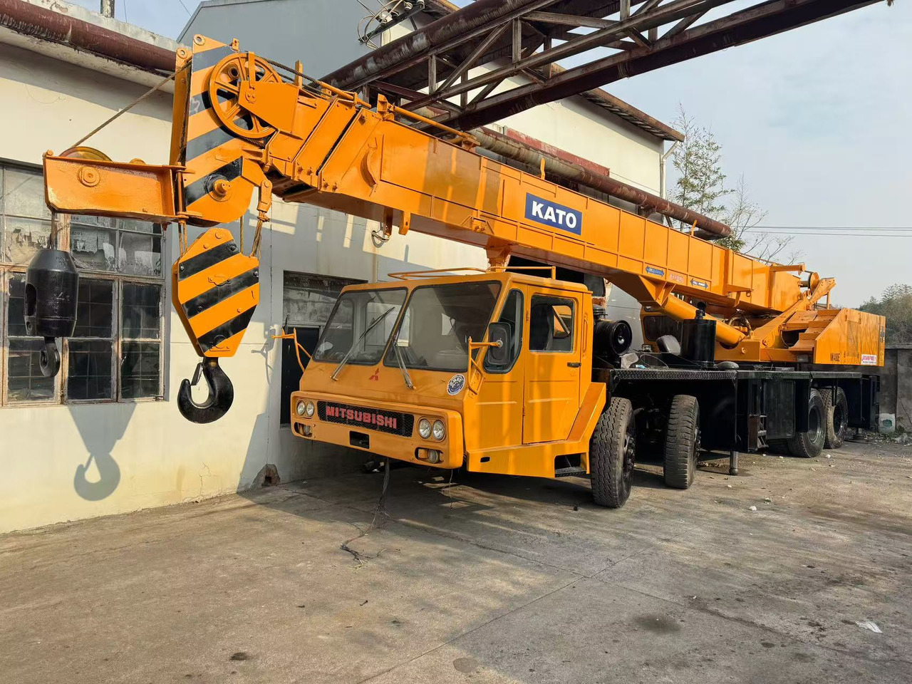 KATO NK400E - Mobiele kraan: afbeelding 1 KATO NK400E - Mobiele kraan: afbeelding 1