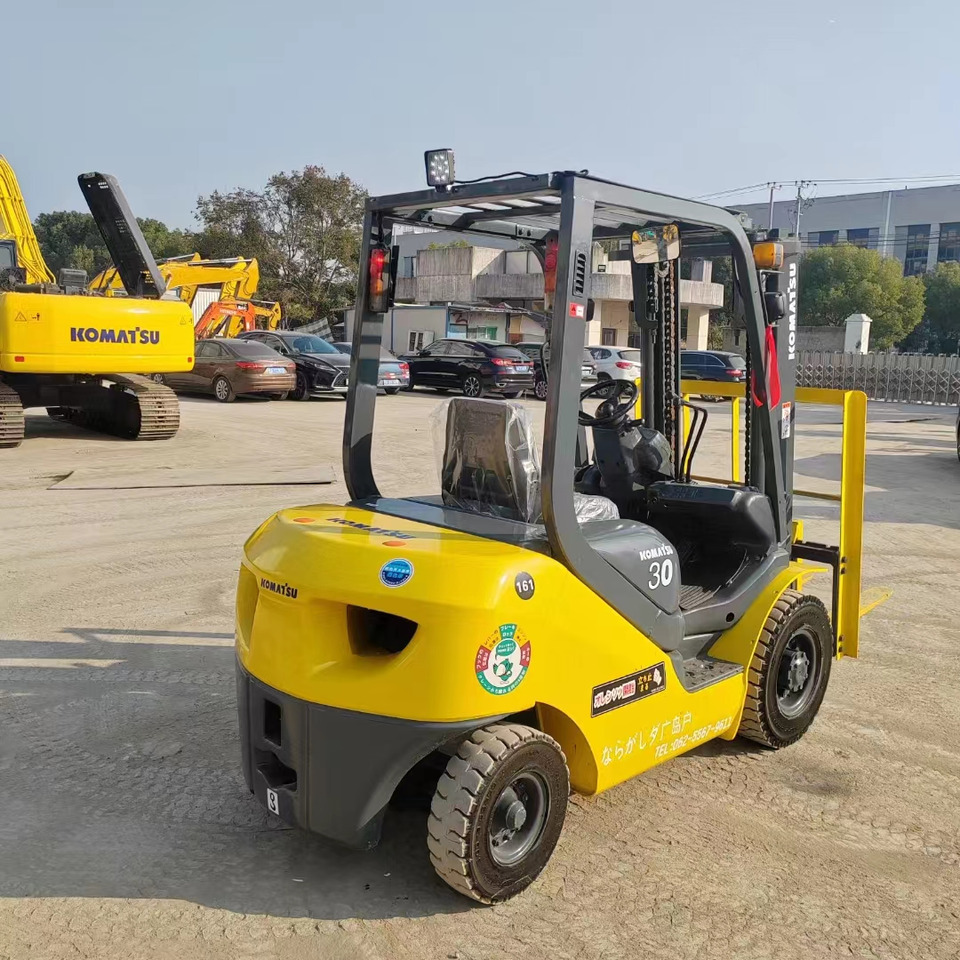 KOMATSU FD30 - Diesel heftruck: afbeelding 3 KOMATSU FD30 - Diesel heftruck: afbeelding 3