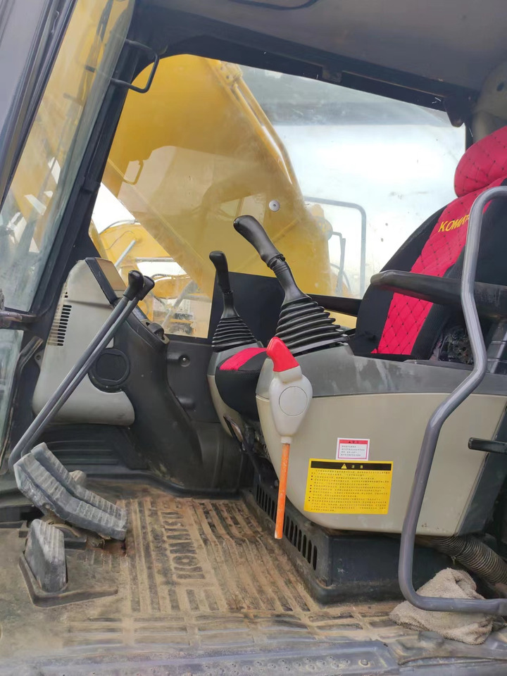 KOMATSU PC200-8 - Rupsgraafmachine: afbeelding 4 KOMATSU PC200-8 - Rupsgraafmachine: afbeelding 4