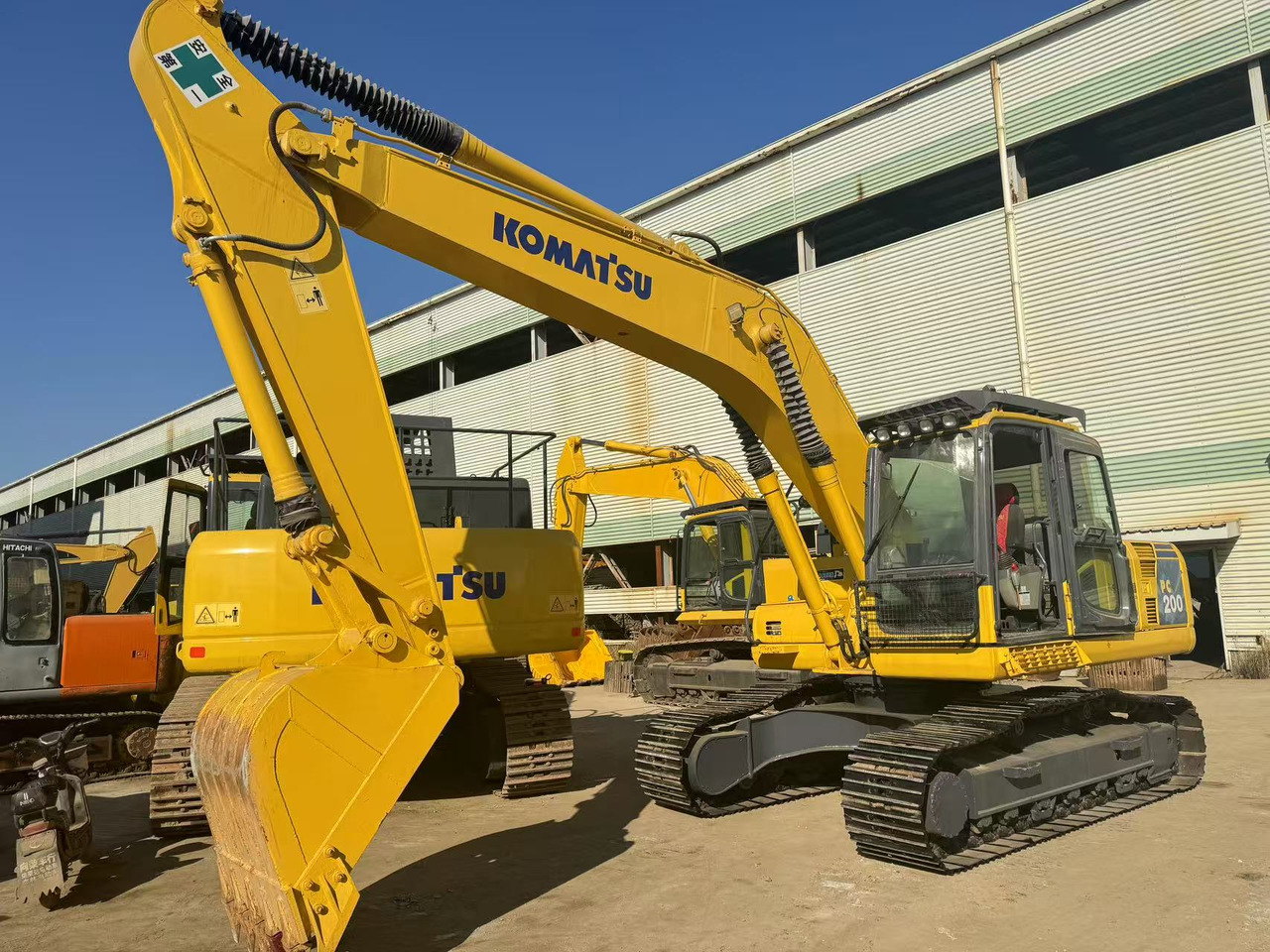 KOMATSU PC200-8 - Rupsgraafmachine: afbeelding 1 KOMATSU PC200-8 - Rupsgraafmachine: afbeelding 1