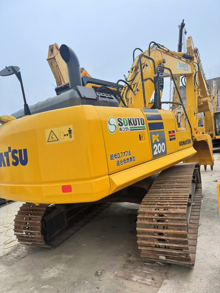 KOMATSU PC200-8N1 - Rupsgraafmachine: afbeelding 2 KOMATSU PC200-8N1 - Rupsgraafmachine: afbeelding 2