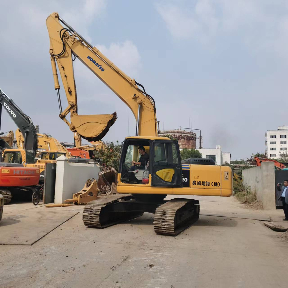 KOMATSU PC220-7 PC200-7 - Rupsgraafmachine: afbeelding 1 KOMATSU PC220-7 PC200-7 - Rupsgraafmachine: afbeelding 1