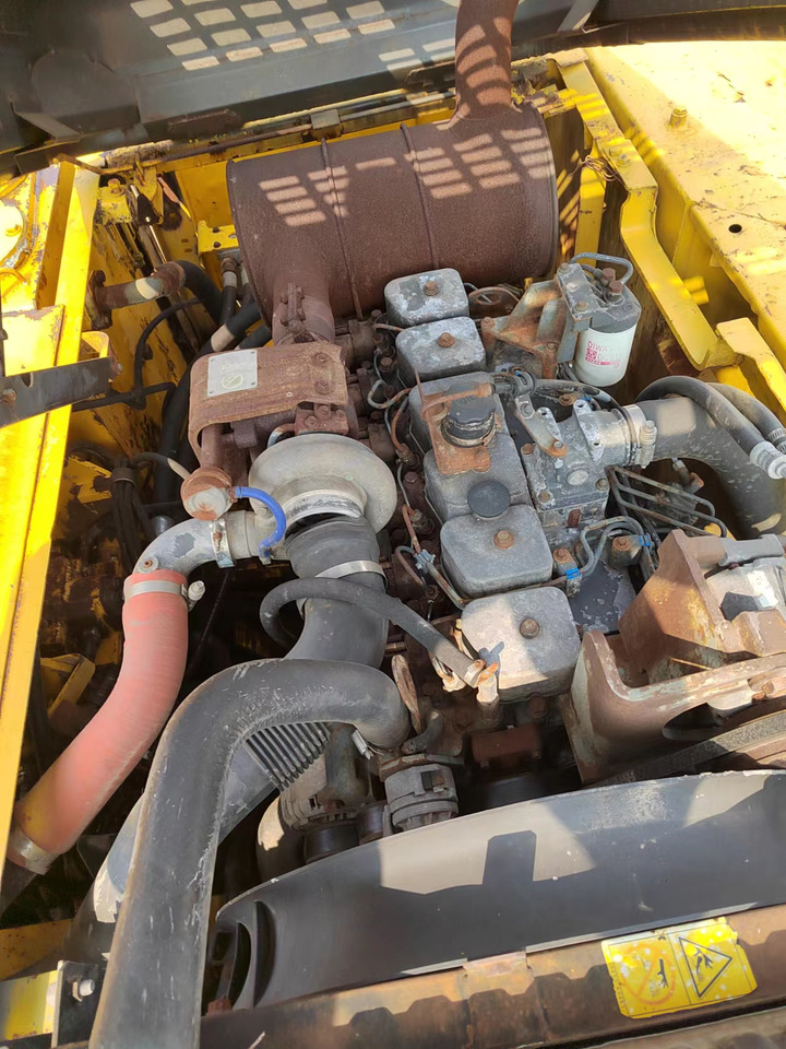 KOMATSU PC220-7 PC200-7 - Rupsgraafmachine: afbeelding 5 KOMATSU PC220-7 PC200-7 - Rupsgraafmachine: afbeelding 5