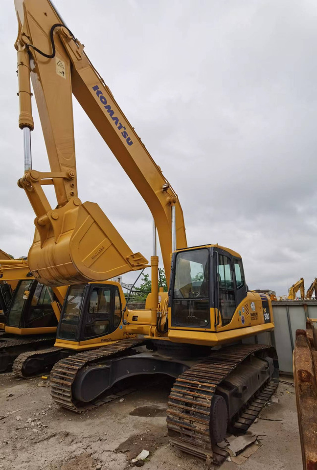KOMATSU PC300-7 - Rupsgraafmachine: afbeelding 2 KOMATSU PC300-7 - Rupsgraafmachine: afbeelding 2