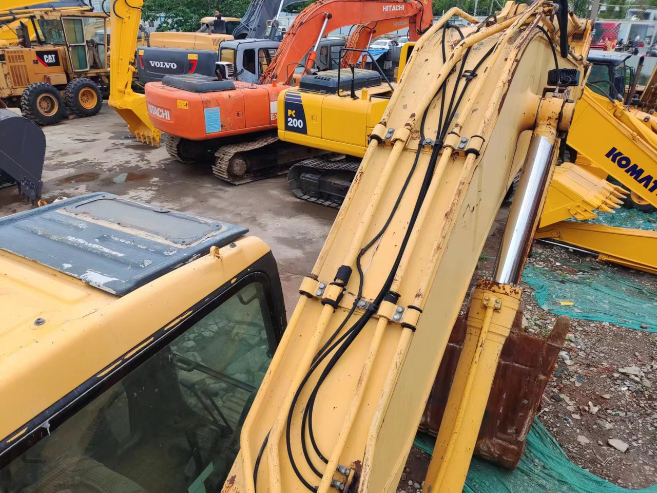 KOMATSU PC300-7 - Rupsgraafmachine: afbeelding 3 KOMATSU PC300-7 - Rupsgraafmachine: afbeelding 3
