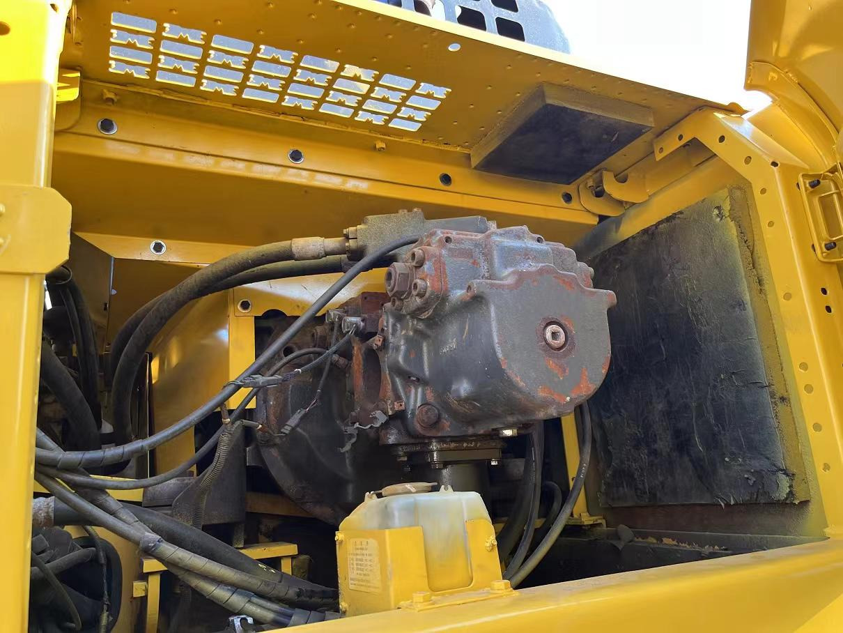 KOMATSU PC400-8 - Rupsgraafmachine: afbeelding 5 KOMATSU PC400-8 - Rupsgraafmachine: afbeelding 5