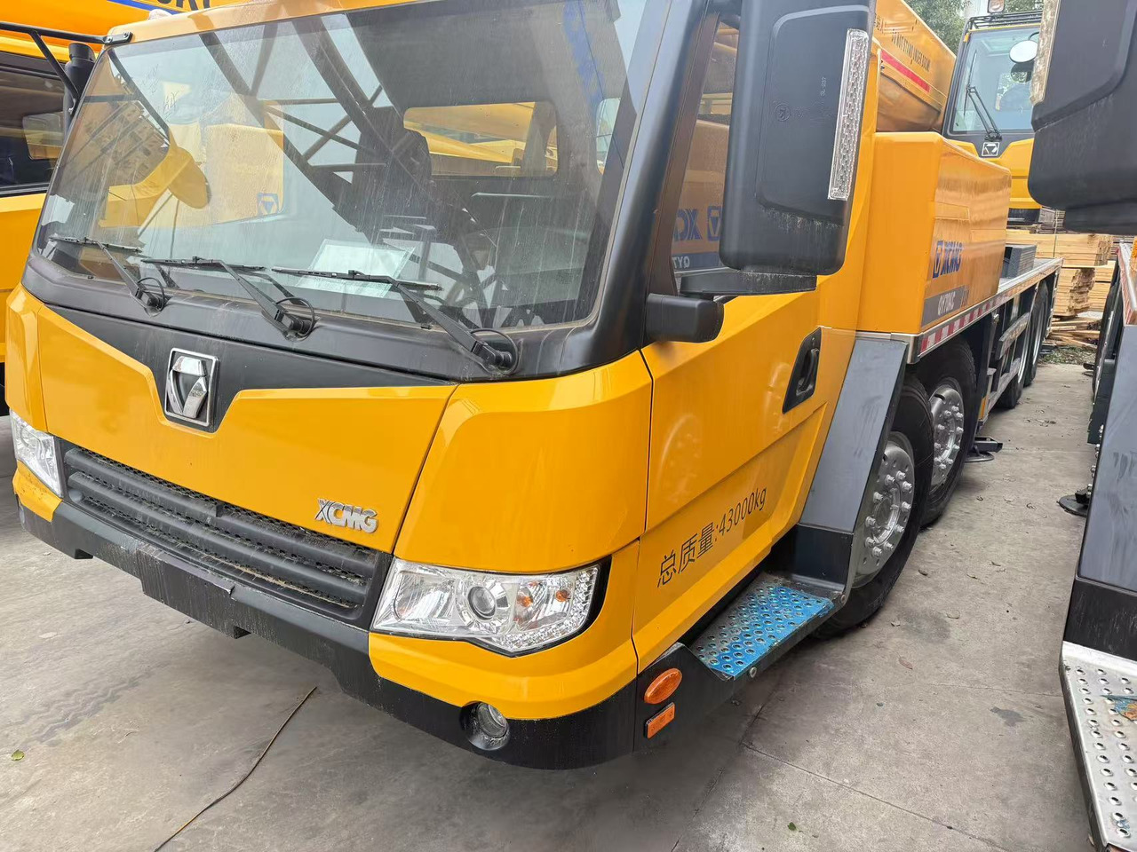 XCMG 70tons crane QY70K QY70 - Mobiele kraan: afbeelding 3 XCMG 70tons crane QY70K QY70 - Mobiele kraan: afbeelding 3