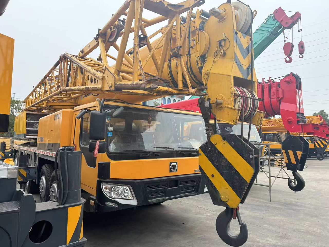 XCMG QY100K 100tons QY100K-2 - Mobiele kraan: afbeelding 3 XCMG QY100K 100tons QY100K-2 - Mobiele kraan: afbeelding 3