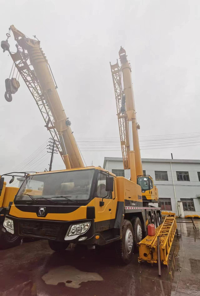 XCMG QY100K - Mobiele kraan: afbeelding 1 XCMG QY100K - Mobiele kraan: afbeelding 1