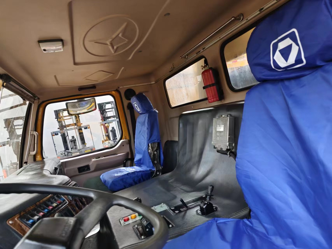 XCMG QY100K QY100 QY50 QY70 - Mobiele kraan: afbeelding 5 XCMG QY100K QY100 QY50 QY70 - Mobiele kraan: afbeelding 5