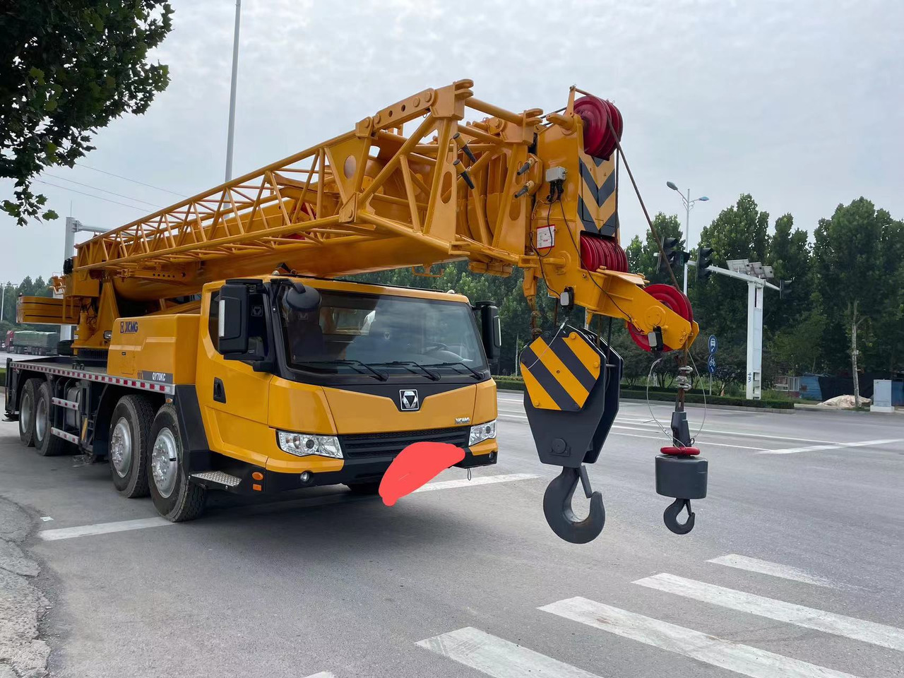 XCMG QY70K - Mobiele kraan: afbeelding 1 XCMG QY70K - Mobiele kraan: afbeelding 1