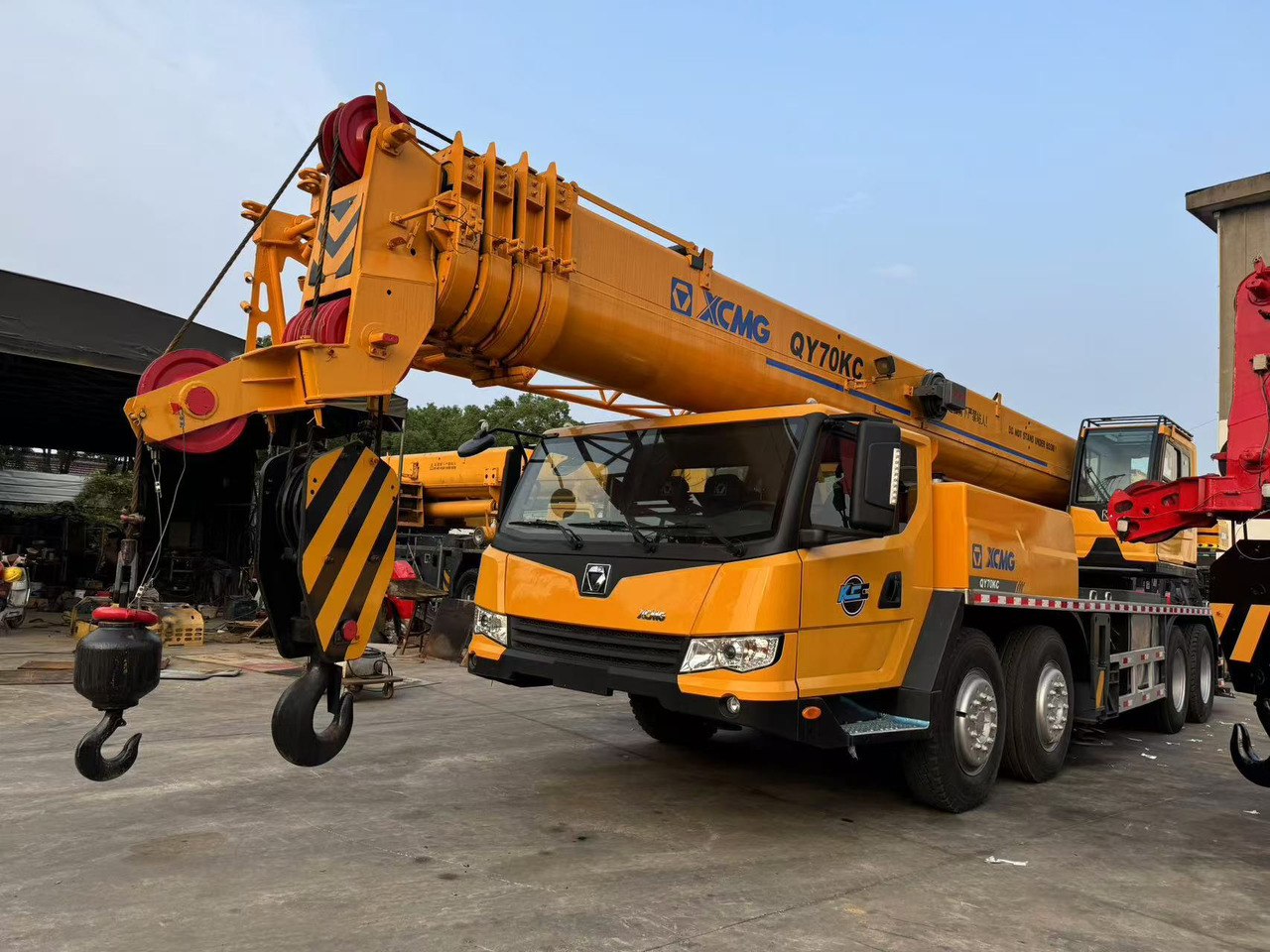 XCMG QY70K - Mobiele kraan: afbeelding 4 XCMG QY70K - Mobiele kraan: afbeelding 4