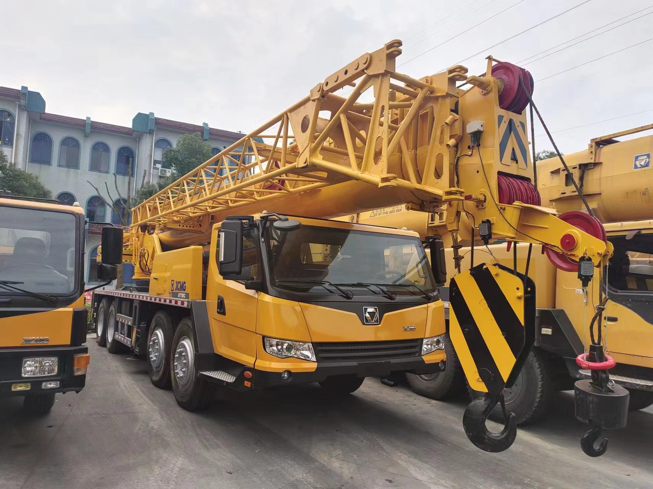 XCMG QY70KC QY70K 70tons xcmg truck crane QY50 QY100 - Mobiele kraan: afbeelding 1 XCMG QY70KC QY70K 70tons xcmg truck crane QY50 QY100 - Mobiele kraan: afbeelding 1