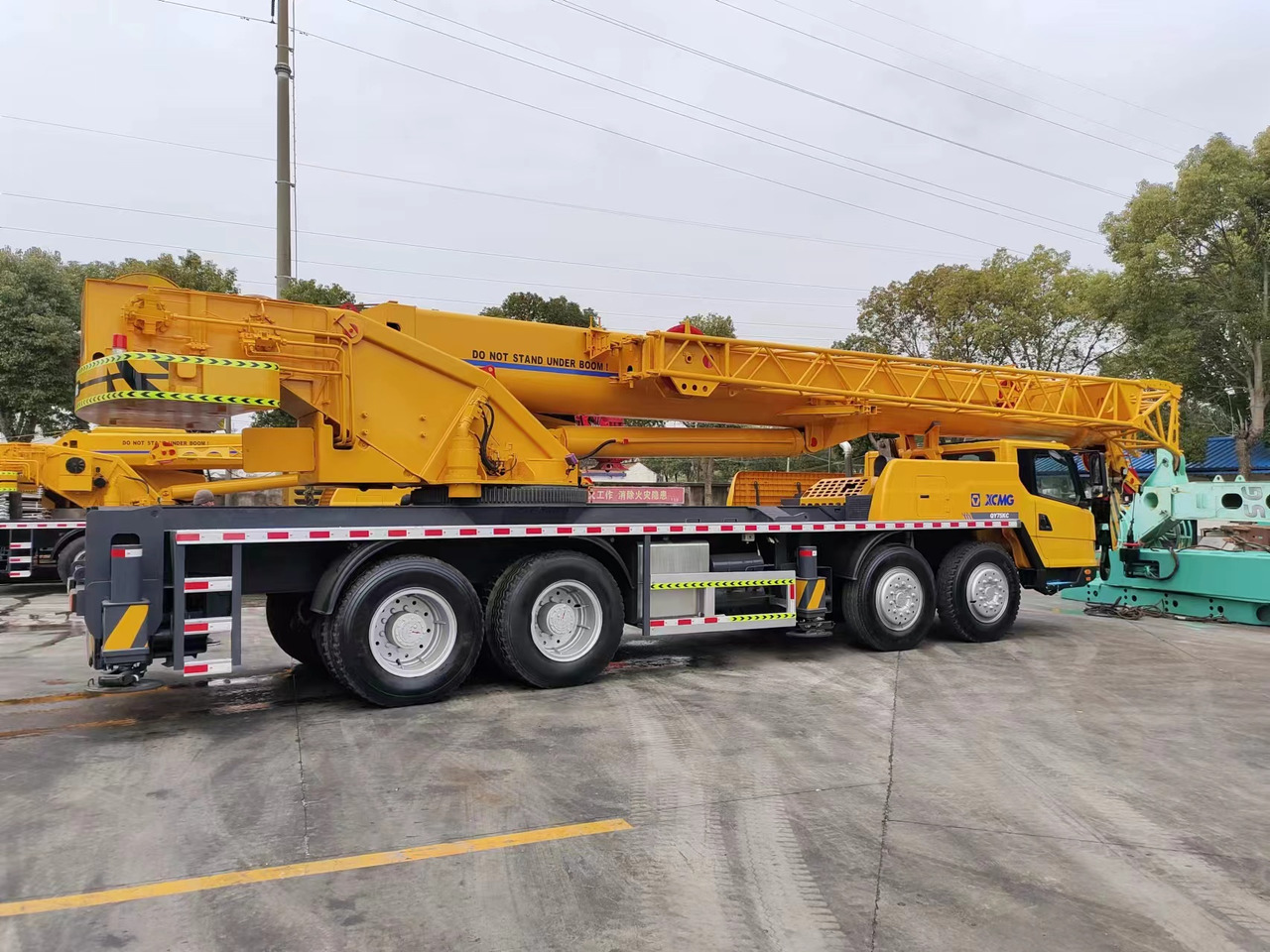 XCMG QY75K - Mobiele kraan: afbeelding 1 XCMG QY75K - Mobiele kraan: afbeelding 1