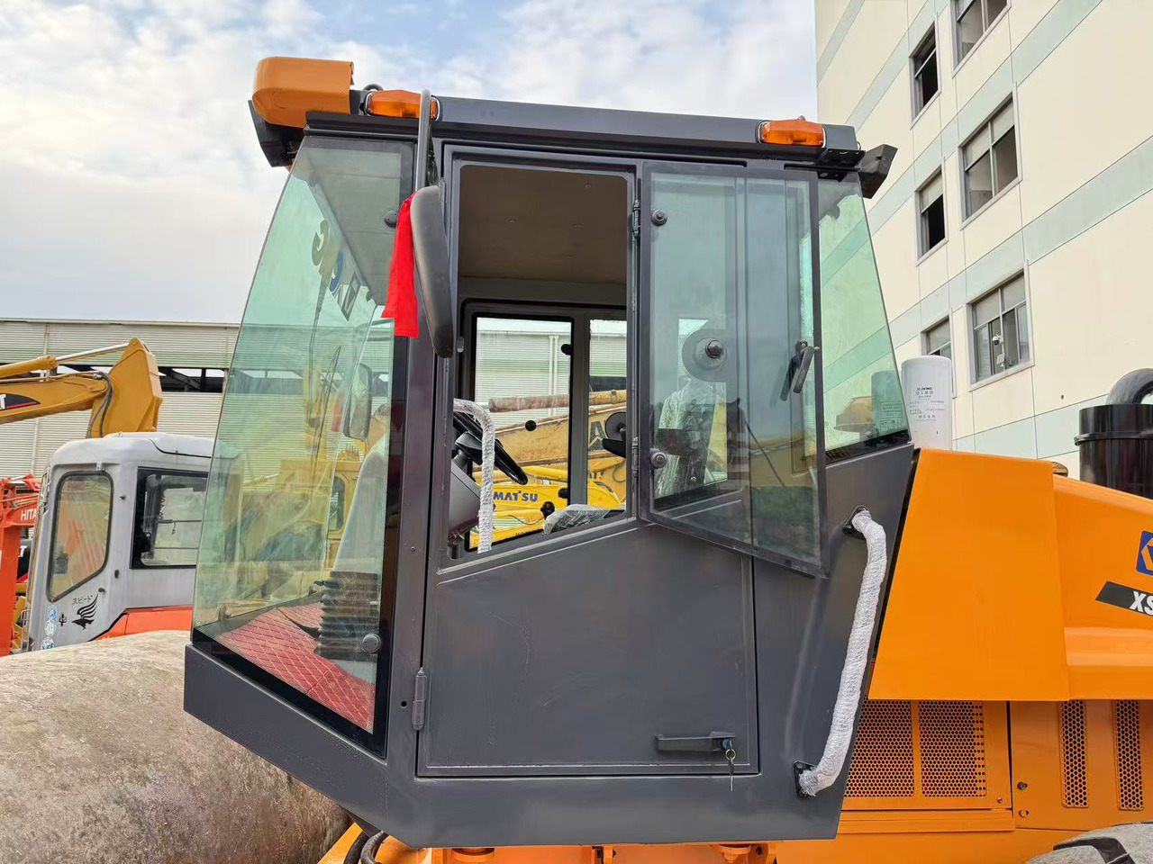 XCMG XS143J - Asfaltwals: afbeelding 4 XCMG XS143J - Asfaltwals: afbeelding 4