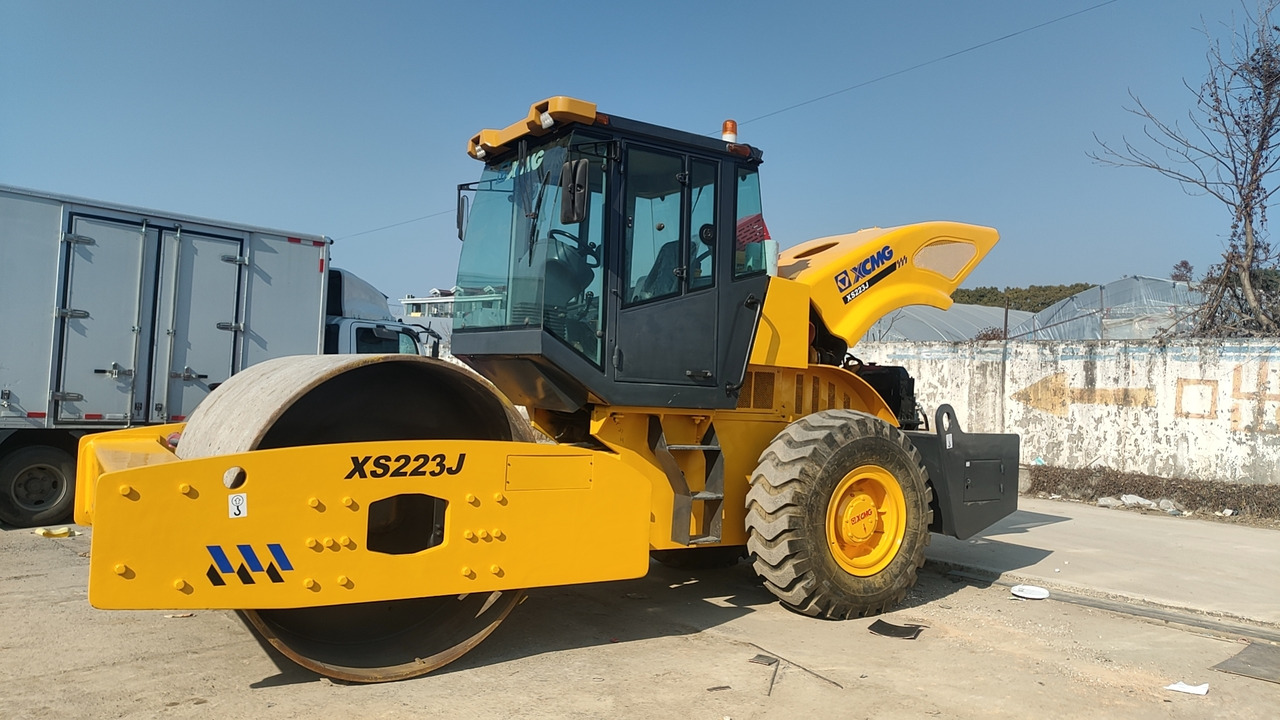 XCMG XS223J - Asfaltwals: afbeelding 1 XCMG XS223J - Asfaltwals: afbeelding 1