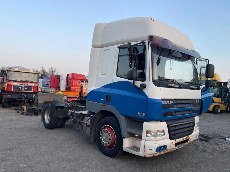 DAF CF 85 Tractor unit - Trekker: afbeelding 2 DAF CF 85 Tractor unit - Trekker: afbeelding 2