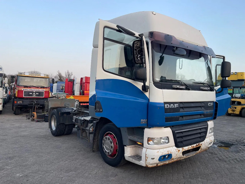 DAF CF 85 Tractor unit - Trekker: afbeelding 1 DAF CF 85 Tractor unit - Trekker: afbeelding 1