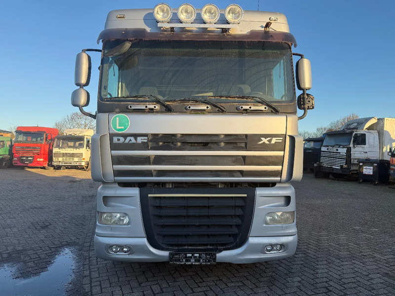 DAF XF 105.460 Tractor unit - Trekker: afbeelding 2 DAF XF 105.460 Tractor unit - Trekker: afbeelding 2