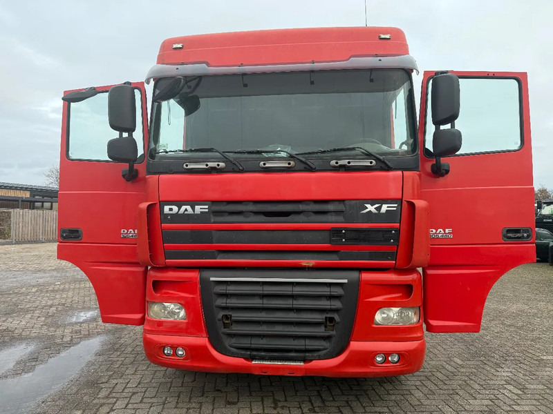 DAF XF 105.460 Tractor unit - Trekker: afbeelding 2 DAF XF 105.460 Tractor unit - Trekker: afbeelding 2