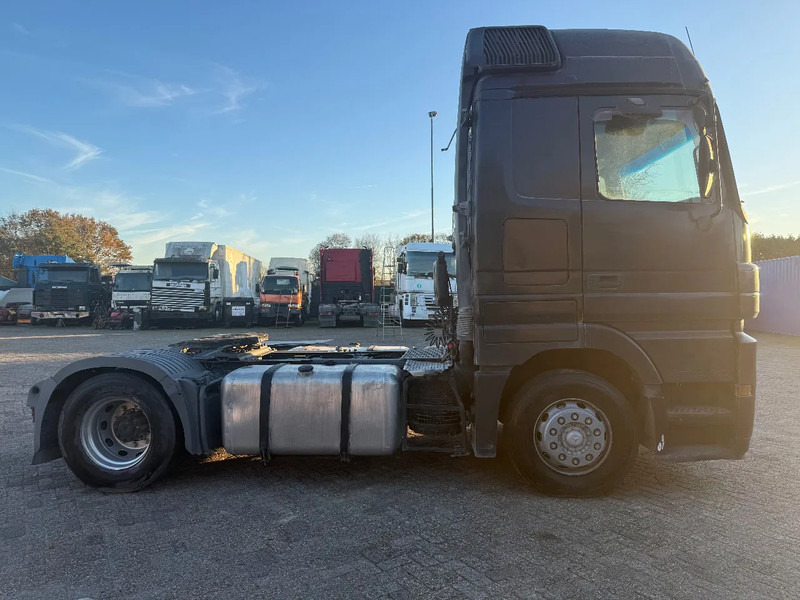 Mercedes-Benz Actros 1844 3 pedals - Trekker: afbeelding 4 Mercedes-Benz Actros 1844 3 pedals - Trekker: afbeelding 4