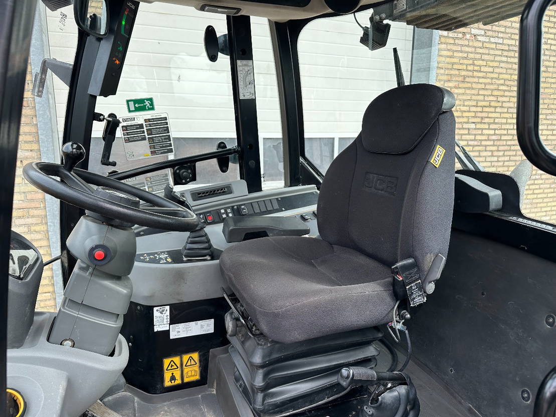 Telescooplader JCB TM220 SV A: afbeelding 12