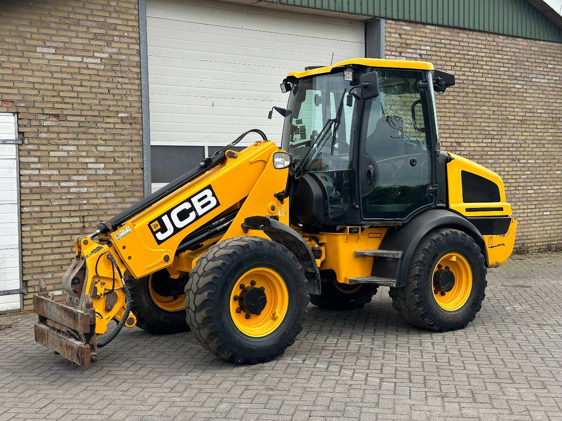 JCB TM220 SV A - Telescooplader: afbeelding 2 JCB TM220 SV A - Telescooplader: afbeelding 2