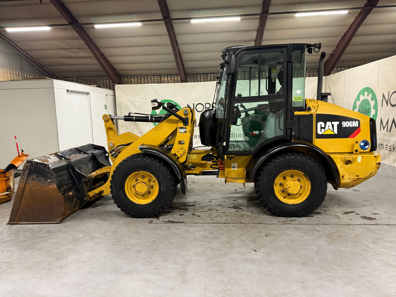 Cat 906M High Flow, 40 km/t med skuff og plog # TIL LEIE# - Wiellader: afbeelding 2 Cat 906M High Flow, 40 km/t med skuff og plog # TIL LEIE# - Wiellader: afbeelding 2